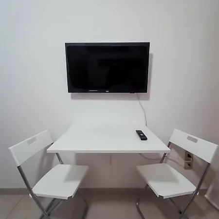 Enjoy - Piccolo Monolocale Zona Ospedale Apartment *
