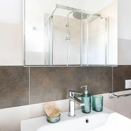Enjoy - Piccolo Monolocale Zona Ospedale Apartment